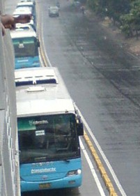 Penumpang: Tak Apa-apa Busway Penuh, Asal Jangan Tutup